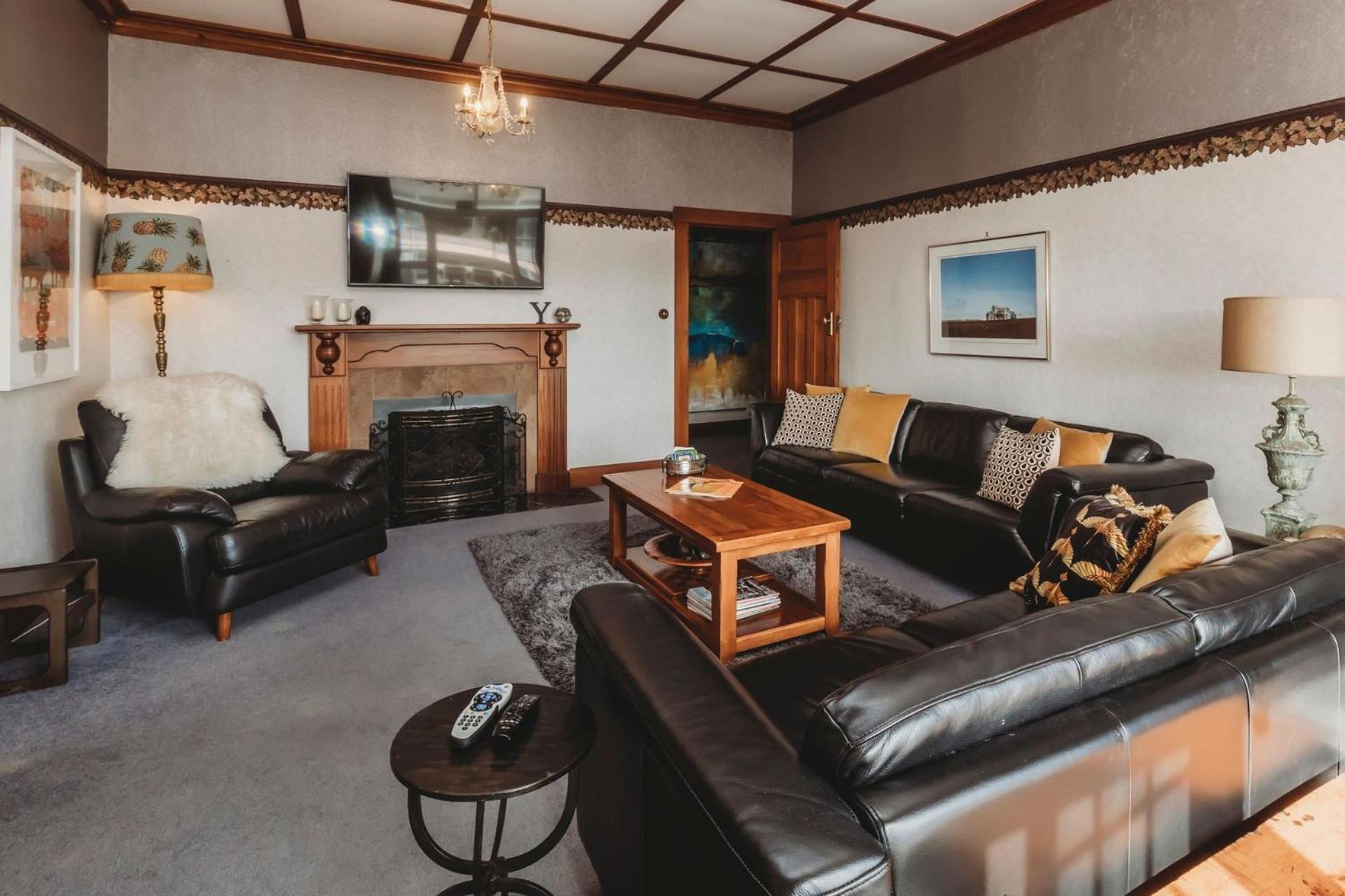 Villa Timata Ora Sleeps 14 à New Plymouth Extérieur photo